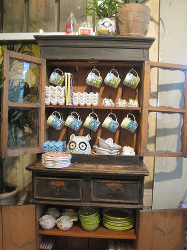 Anthropologie store dishes display Anthropologie store dishes display