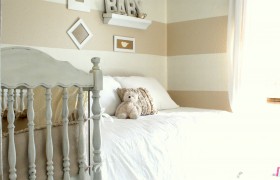 neutral baby room