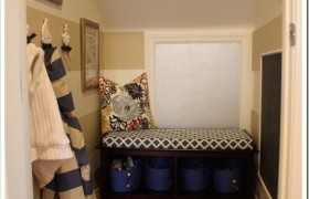 small mudroom