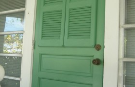 Screen door