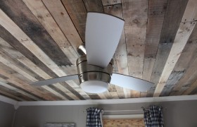 pallet diy ceiling