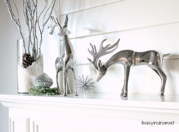deer-mantel-christmas-decoration1-e1355539350486.jpg