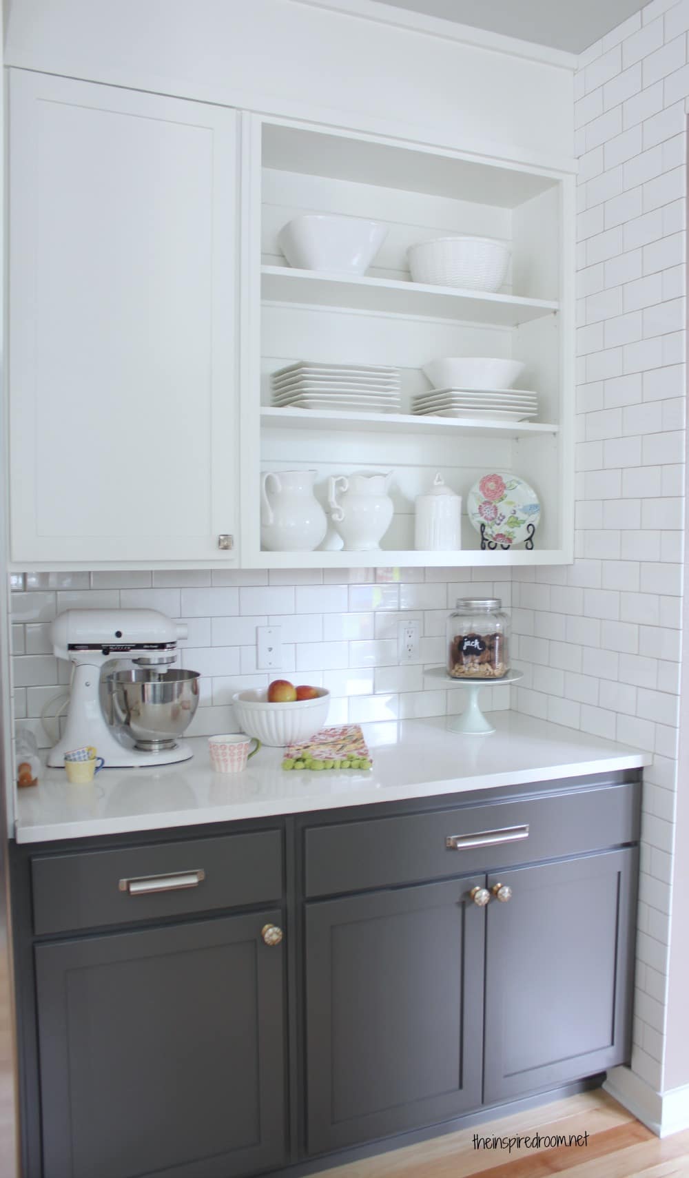 Shades of Neutral} Gray & White Kitchens -- Choosing Cabinet ...