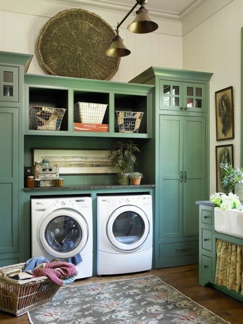 Laundry-Room-with-Green-Cabinetry