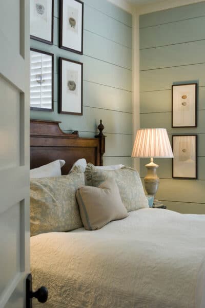 Cottage Bedroom Historical Concepts