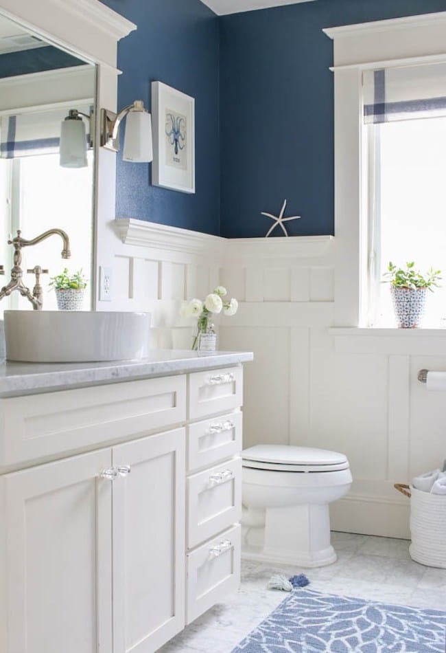 5 Navy & White Bathrooms - The Inspired Room