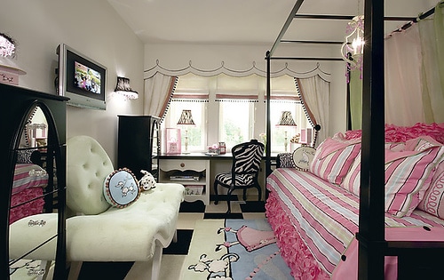 Whimsical & Tasteful Children's Rooms