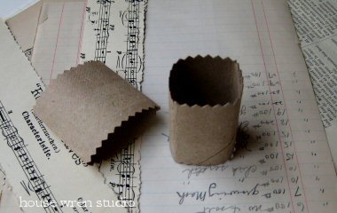 Charlotte Lyons: Napkin Ring Craft