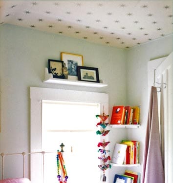 Style Tips: In Defense of Wallpaper