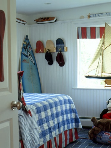 Children's Rooms: Decorating & Organizing Tips