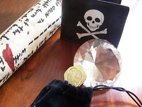 Activity for Kids: Pirate Scavenger Hunt