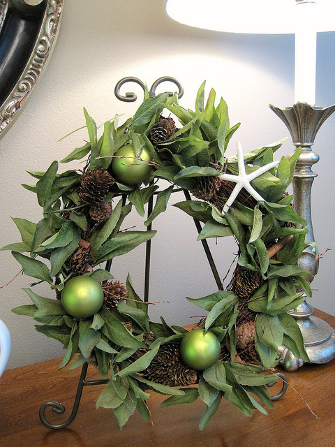 Before & After Wreath: <br>Dressed up for the holidays