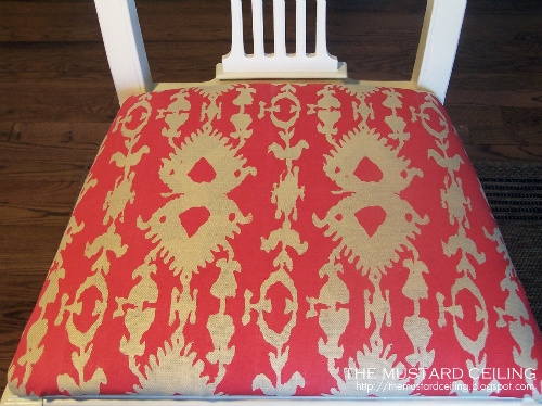 Painted Ikat Seat Cushions Tutorial (Plus a Printable Stencil!) {The Mustard Ceiling}