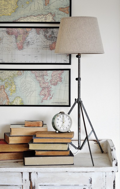 How to Make a Lamp From a Tripod {The Painted Hive}