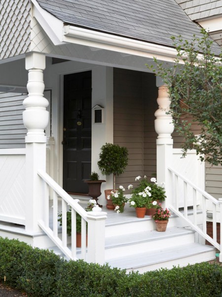 Gorgeous Waterfront Home Tour: 1885 Shingled Victorian