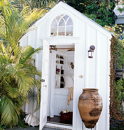 {Summer House} Garden Sheds & Backyard Retreats!