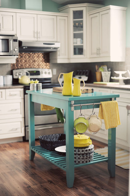 12 Freestanding Kitchen Islands