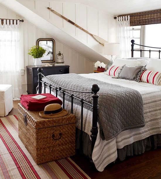 https://theinspiredroom.net/wp-content/uploads/2013/01/beach-cottage-bedroom.jpg