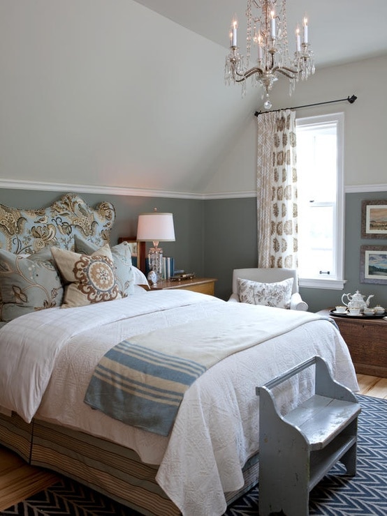 Using Multiple Paint Colors in One Room {Sarah Richardson}