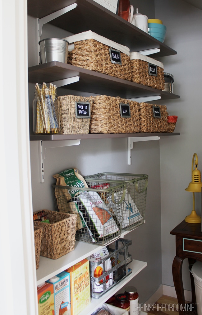 Adjustable Pantry Shelving Makes Pantry Organization So Easy!