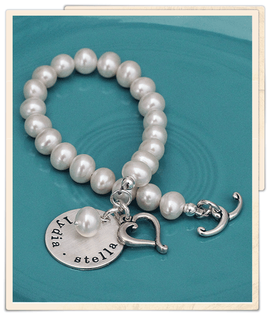 Mother's Day Gift Ideas {The Vintage Pearl Giveaway!}