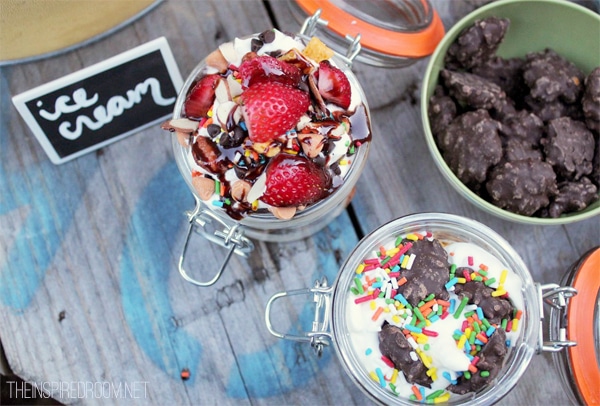 Backyard Ice Cream Party {Summer Fun}