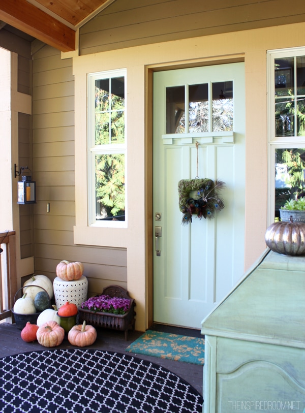 Simple Ways to Create a Welcoming Fall Porch