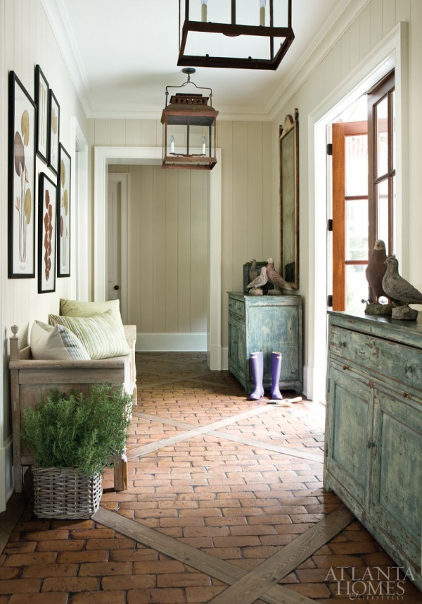 Making the Most of Hallways & Entries & Small Rooms