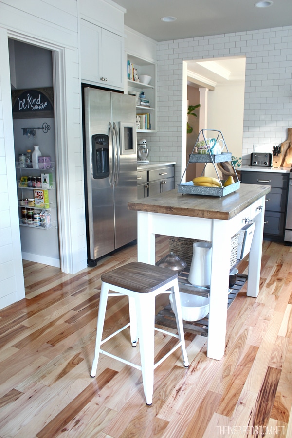10 Reasons I Removed My Upper Kitchen Cabinets