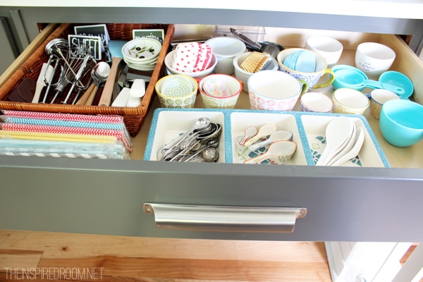 5 Minute Baking Drawer Organization {Using what you have!}