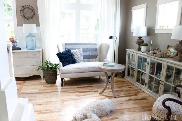 Making Myself at Home {& The New Reading Corner!}