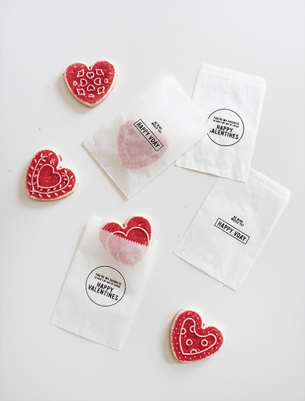 14 Pretty Valentine's Day Printables {Free Downloads!}