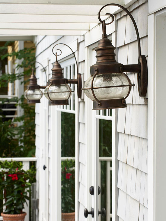 Exterior Lighting {Charming Outdoor Lanterns}