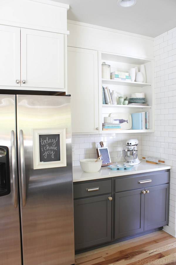 How (and Why) to Combine Open Shelves and Cabinets in Your Kitchen