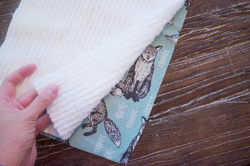 DIY Baby Gift Idea: Burp Cloth Tutorial