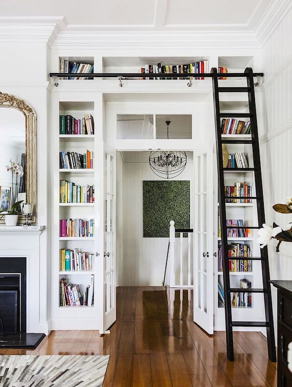 Built in bookshelves on sale around doorway