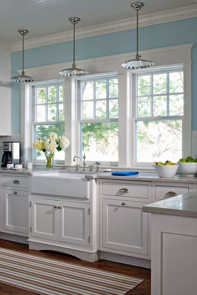 The Height of Cabinets Over a Kitchen Sink