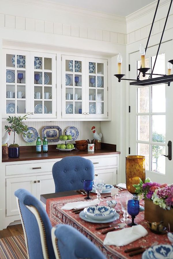 dining room built in cabinets