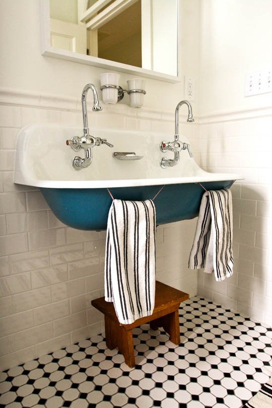 Trough Sinks {+ Colored Powder Coating}