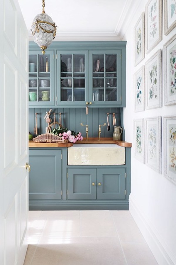 Colored Kitchen Cabinets: Inspiration