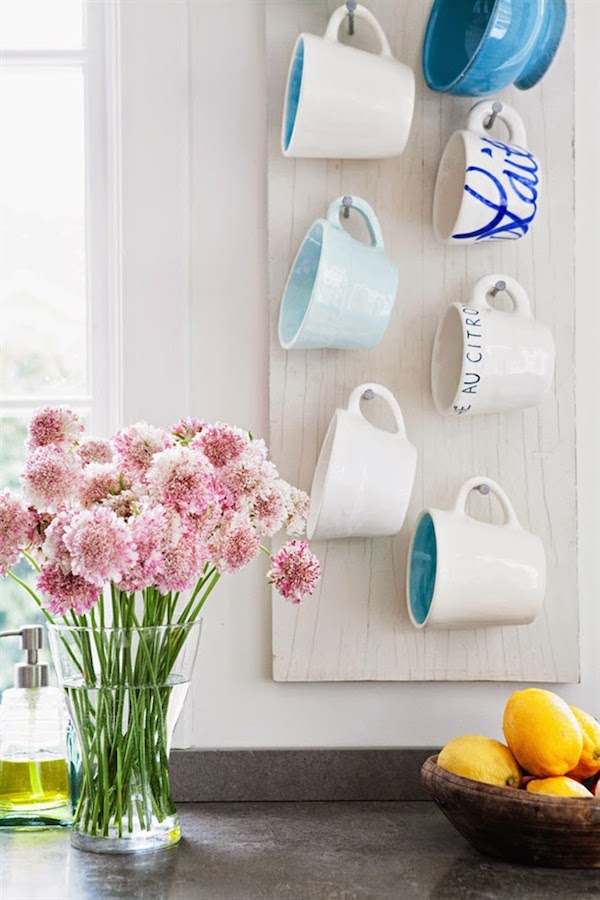 Mug Rack: Kitchen Coffee Station