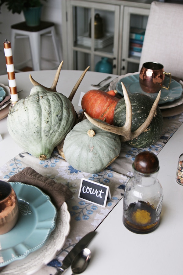 A Neutral and Rustic Thanksgiving Table Setting - Sanctuary Home Decor