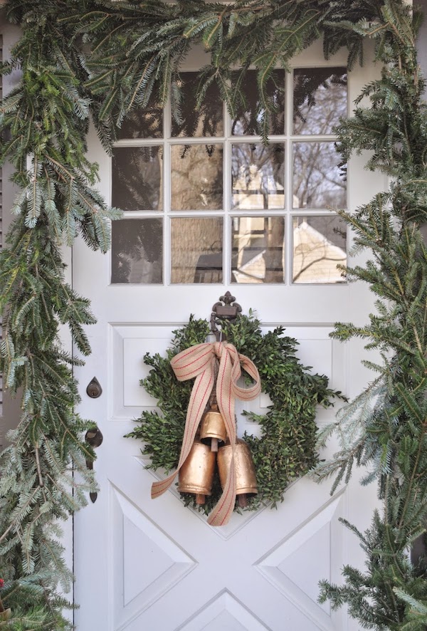 Simply Inspired Holidays: Decorating Your Front Door