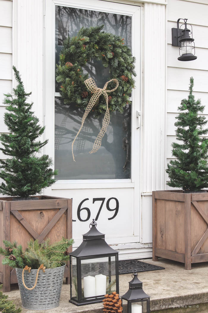 Simply Inspired Holidays: Decorating Your Front Door