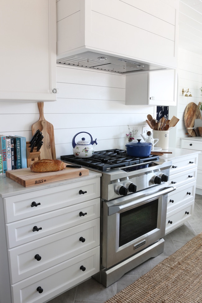 Modern Farmhouse Kitchen Makeover Reveal - Micheala Diane Designs