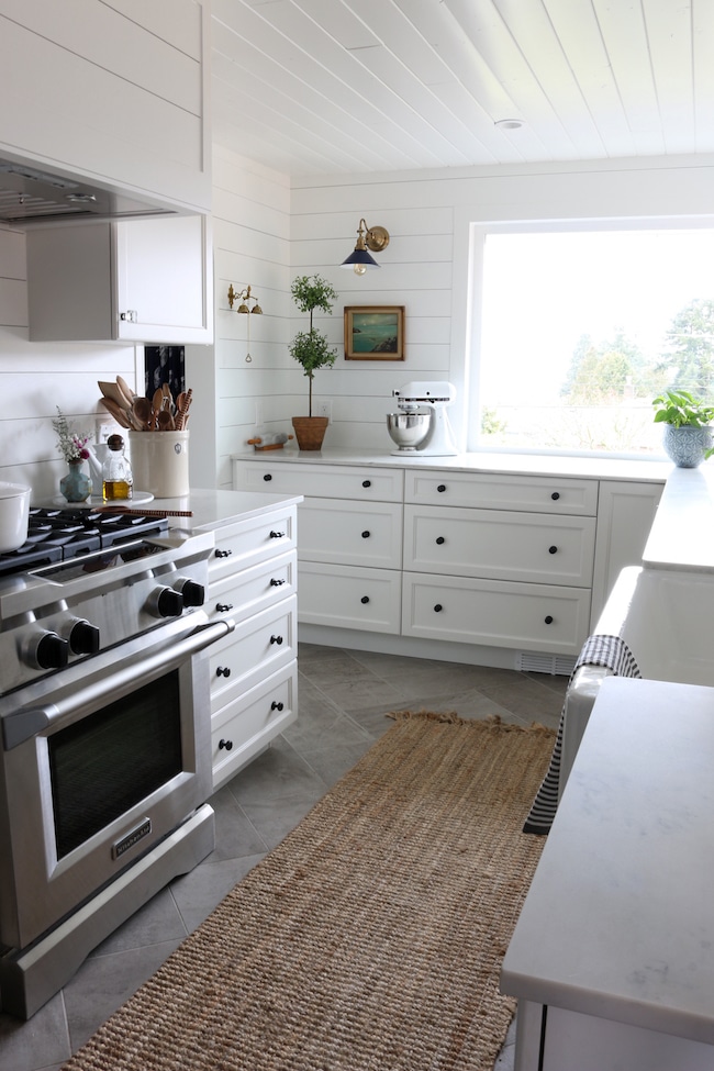 Small Galley Kitchen Design - Painting by the Penny