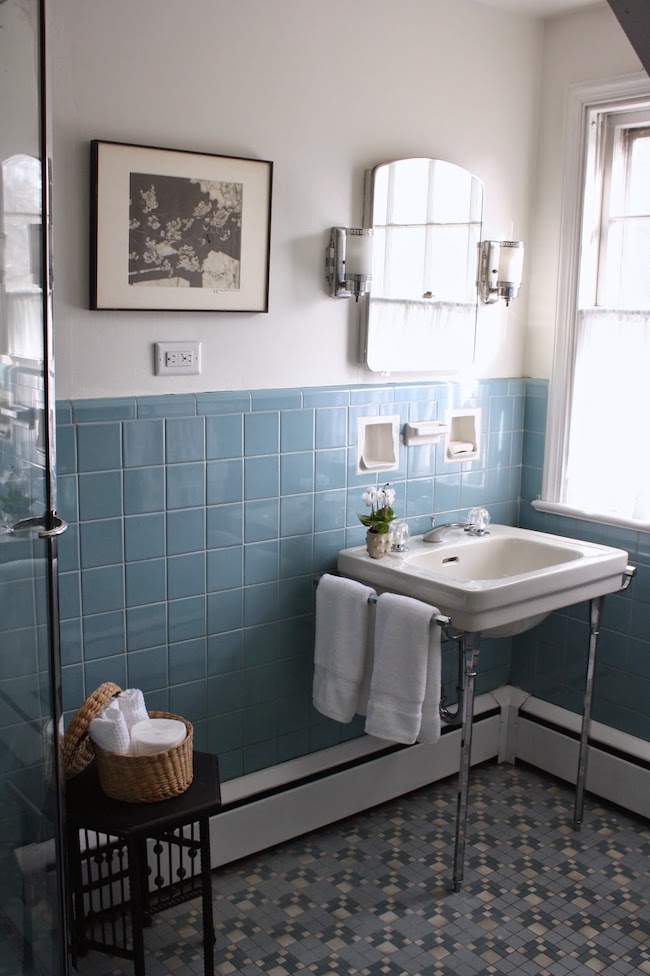 Vintage Bathrooms (My Mint & Pink Bathroom)