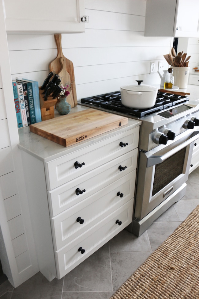 How to Pair Brass Hardware with Warm White Cabinets - Life Love Larson