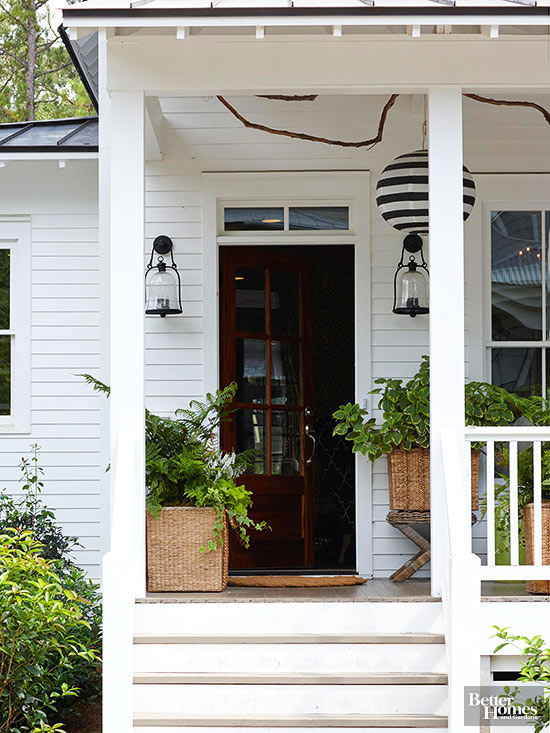 Inspiration: How to Decorate a Porch