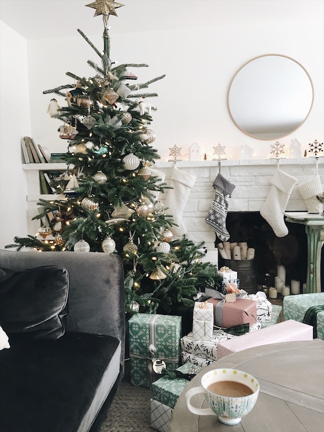 Simple Beautiful Christmas Decorating Ideas The Inspired Room